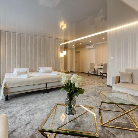 Hotel & Spa Bialy Dom Przyszowice Esterno foto