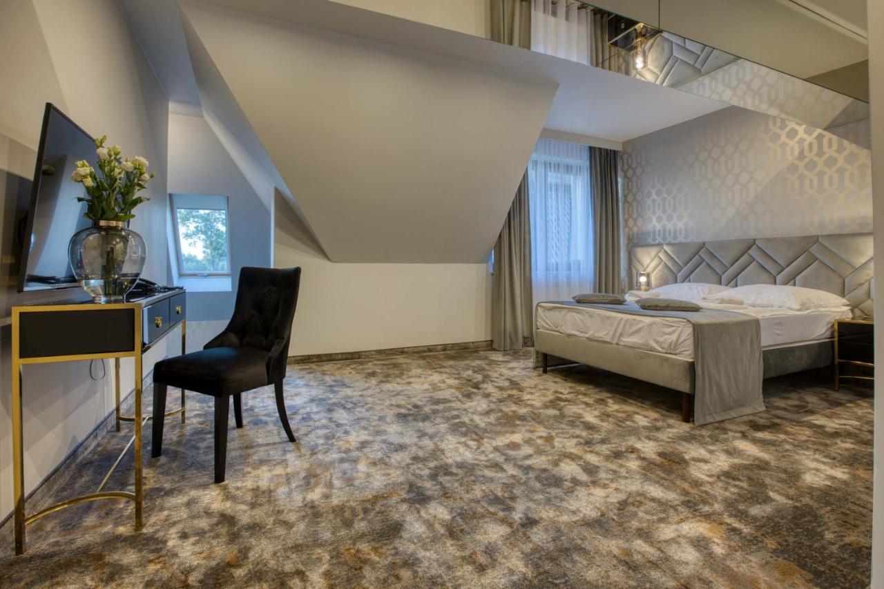 Hotel & Spa Bialy Dom Przyszowice Esterno foto
